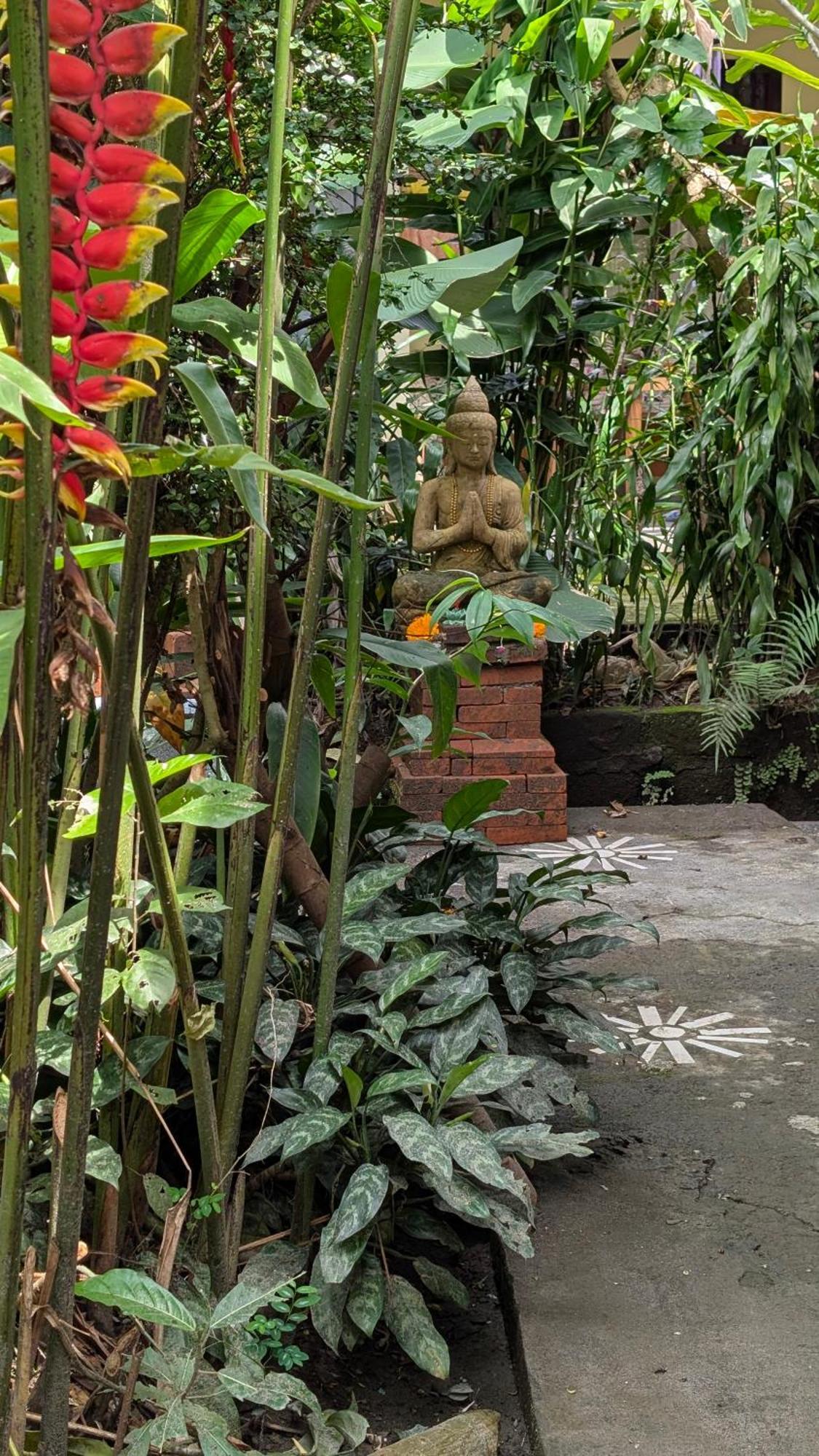 Krisda Ubud Guest House Esterno foto